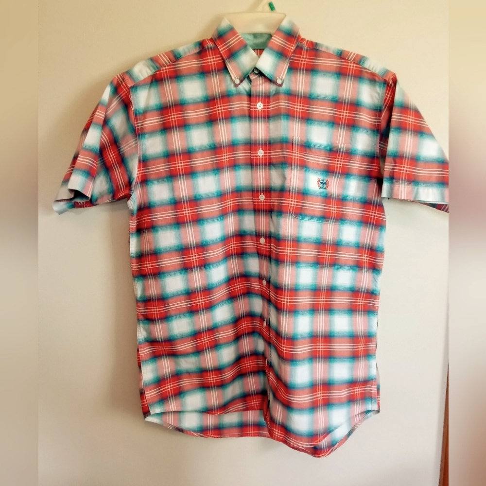 Cinch short-sleeve western shirt.